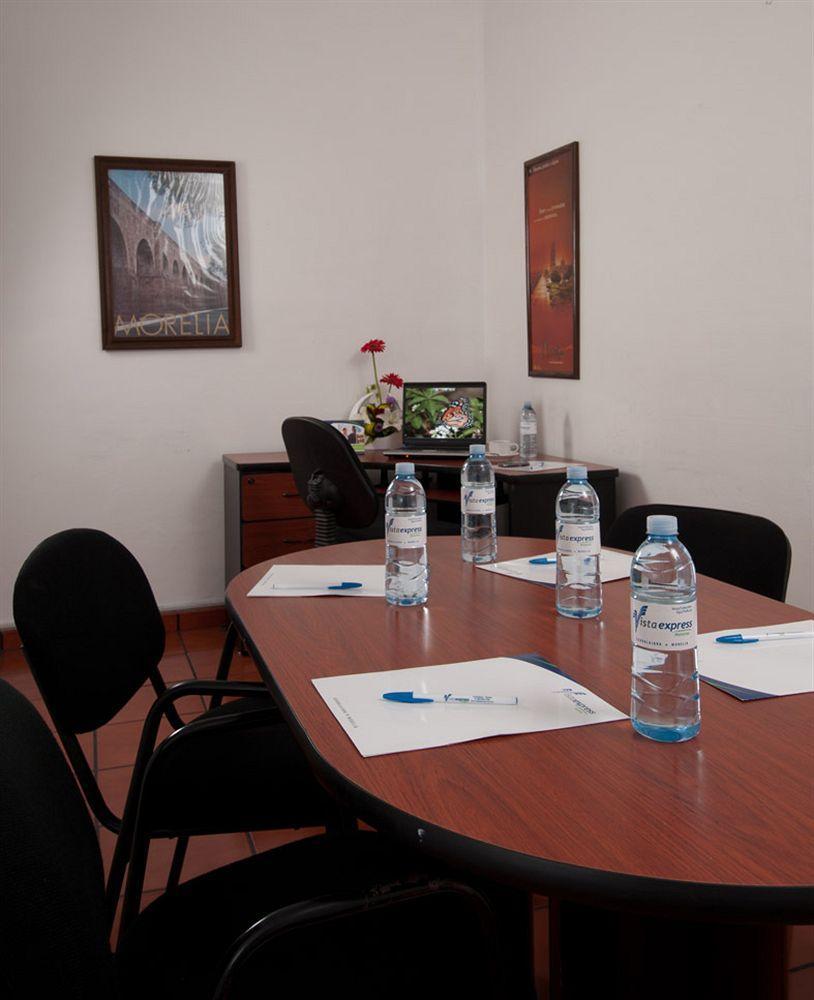 Vista Express Morelia By Arriva Hospitality Group Exterior photo