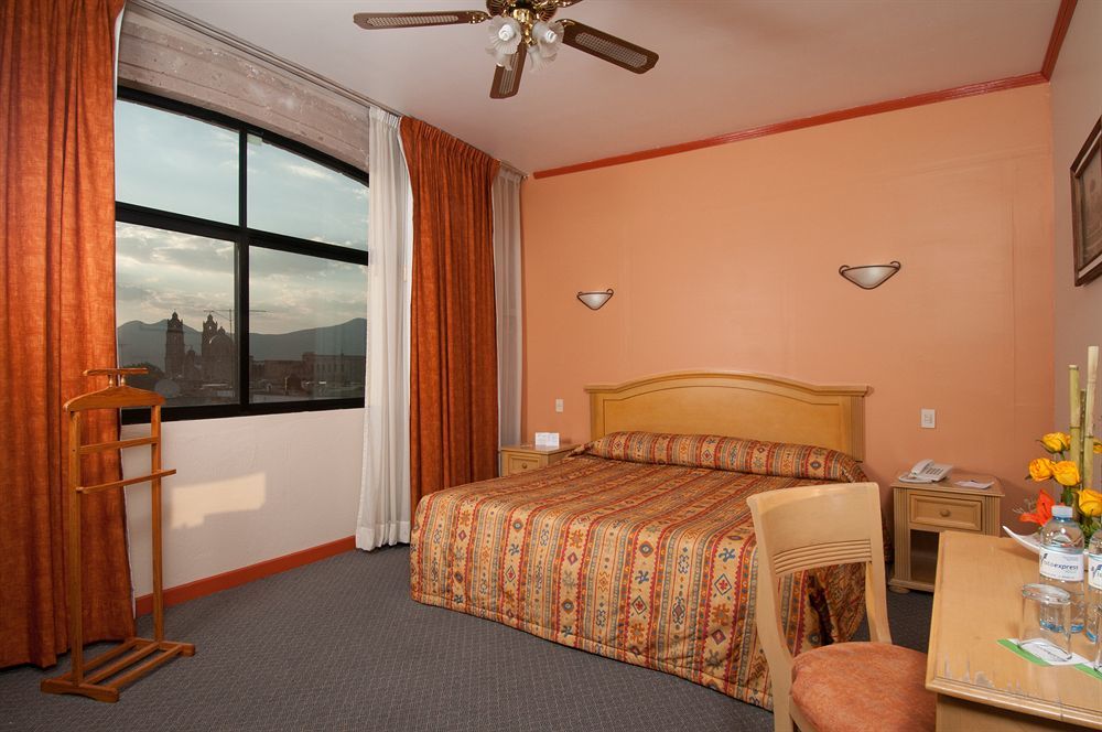 Vista Express Morelia By Arriva Hospitality Group Exterior photo